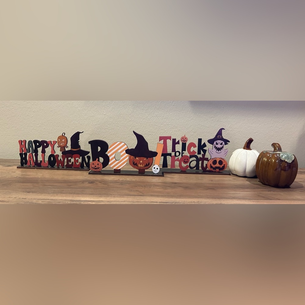3PC Halloween Wooden Decor with 2 Ceramic Pumpkins (White & Brown)🎃